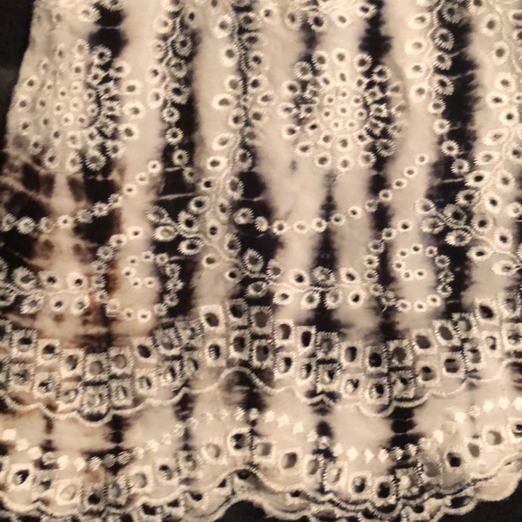 Off The Shoulder Top - Picture 2 of 2